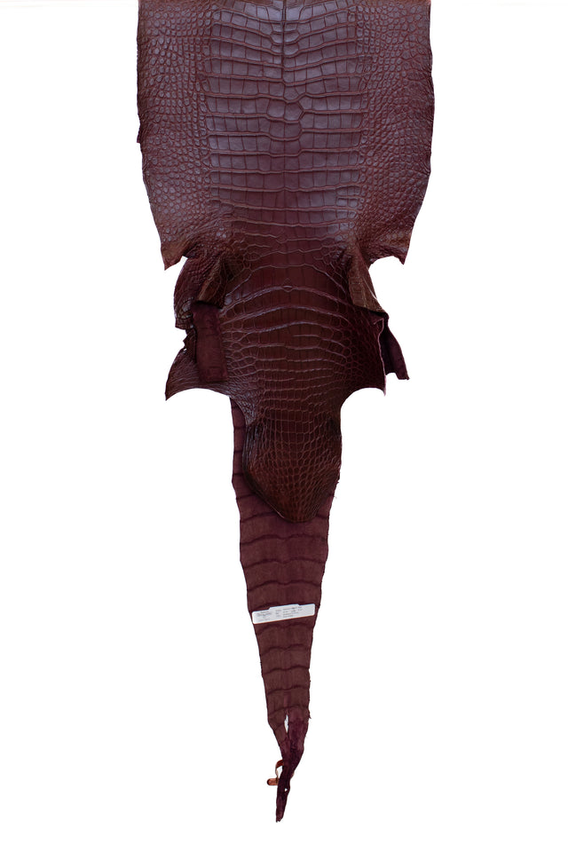 41 cm Grade 2/3 Bordeaux Matte Wild American Alligator Leather - Tag: LA16-0042863