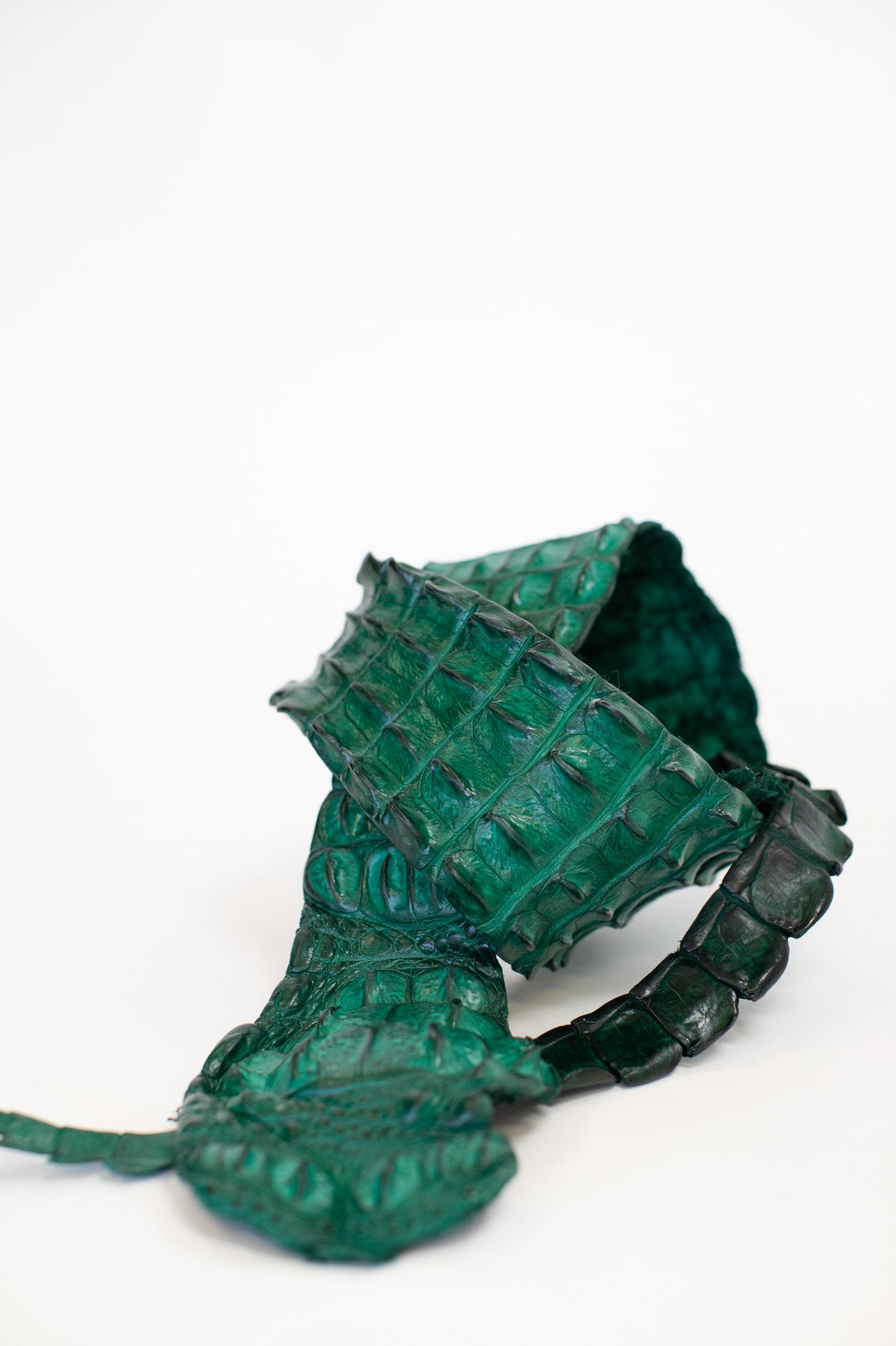 90-99 cm Grade 1 Brilliant Green Matte Nile Crocodile Backstrap Leather